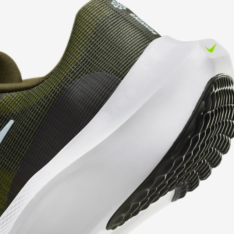 （最新詳細レビュー）ナイキズームフライ5の機能・特徴紹介/Review of Nike Zoom Fly 5 | ランブロ / My